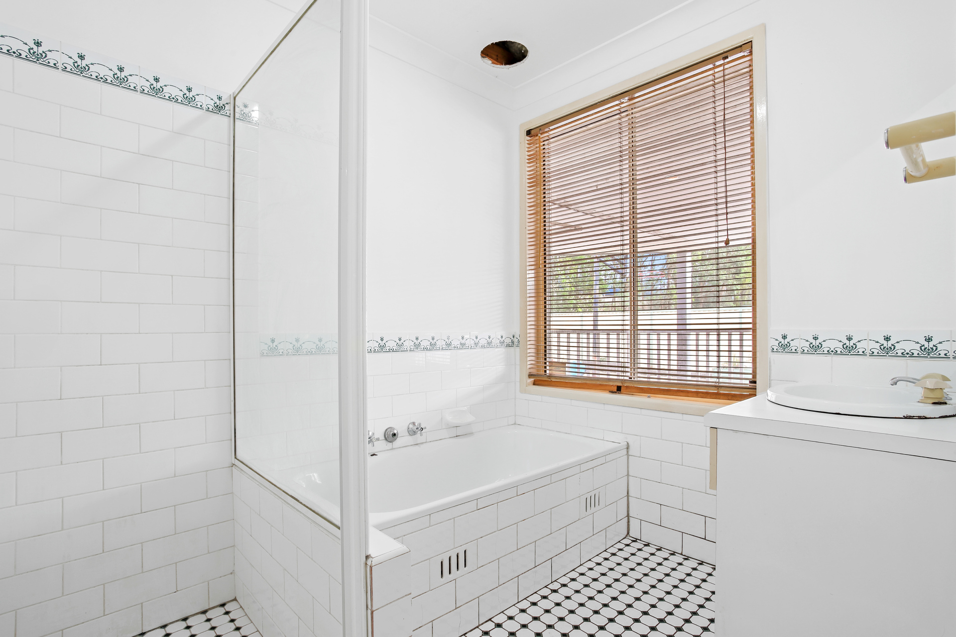 Sold - 41 Hampton Crescent - New Property in Prospect - Real Estate by Monique Layoun