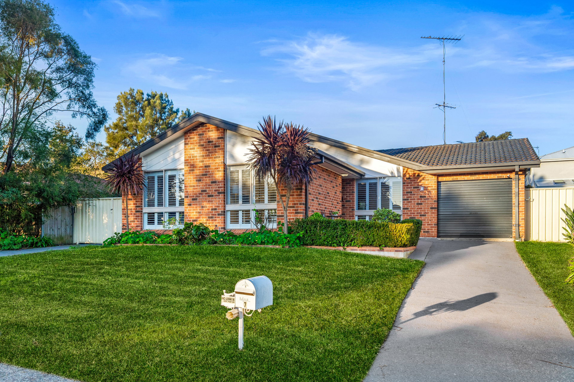 Sold - 7 Pagoda Crescent - New Property in Quakers Hill - Real Estate by Ruma Mundi
