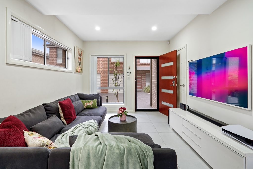Sold - 10 Finniss Glade - New Property in Quakers Hill - Real Estate by Sam Radal