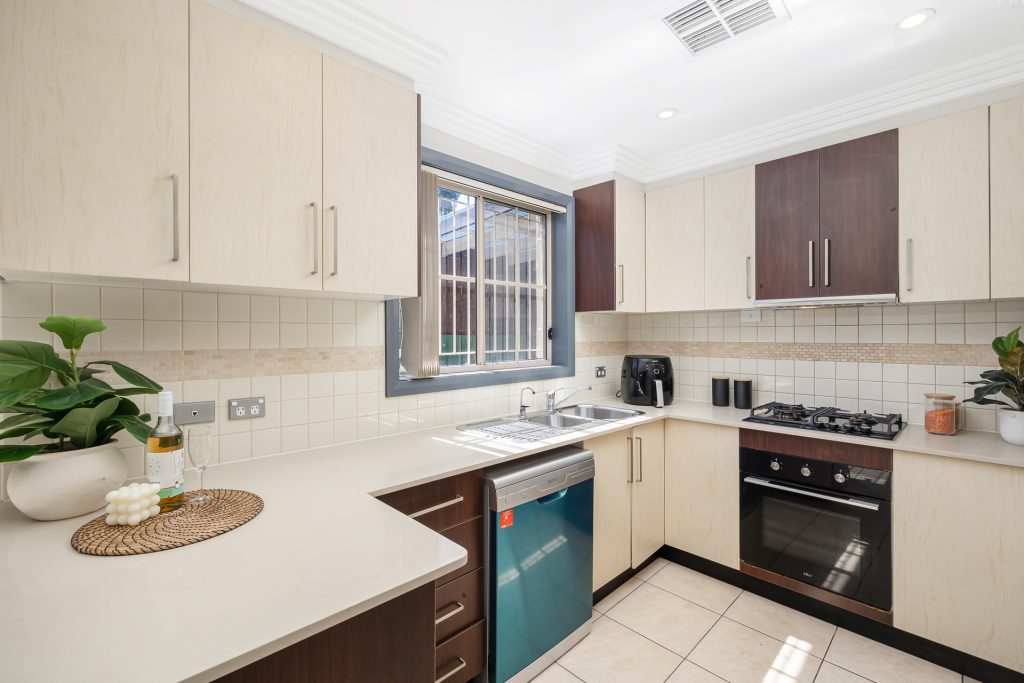 Sold - 1/9 Barlow Street - New Property in Cambridge Park - Real Estate by Tariq Jameel