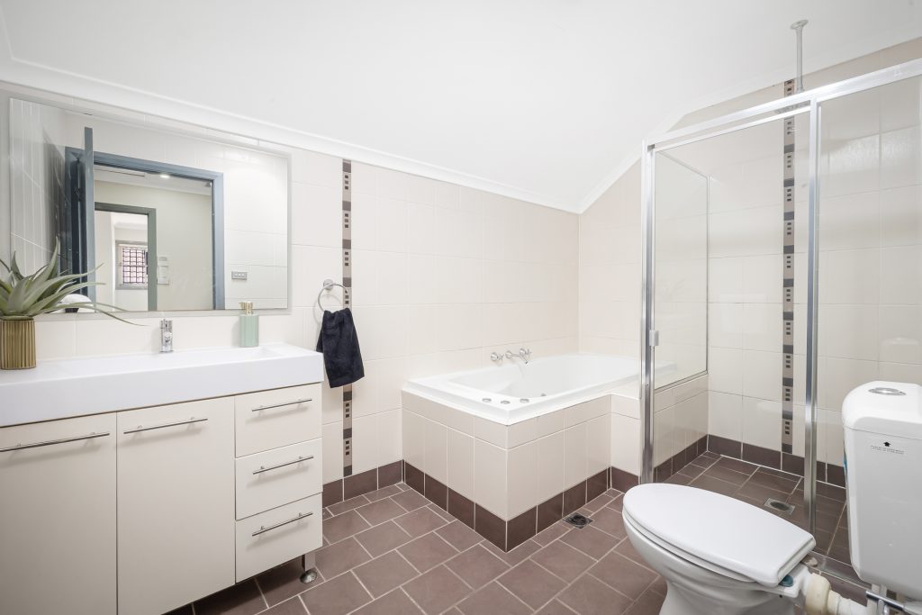 Sold - 1/9 Barlow Street - New Property in Cambridge Park - Real Estate by Tariq Jameel