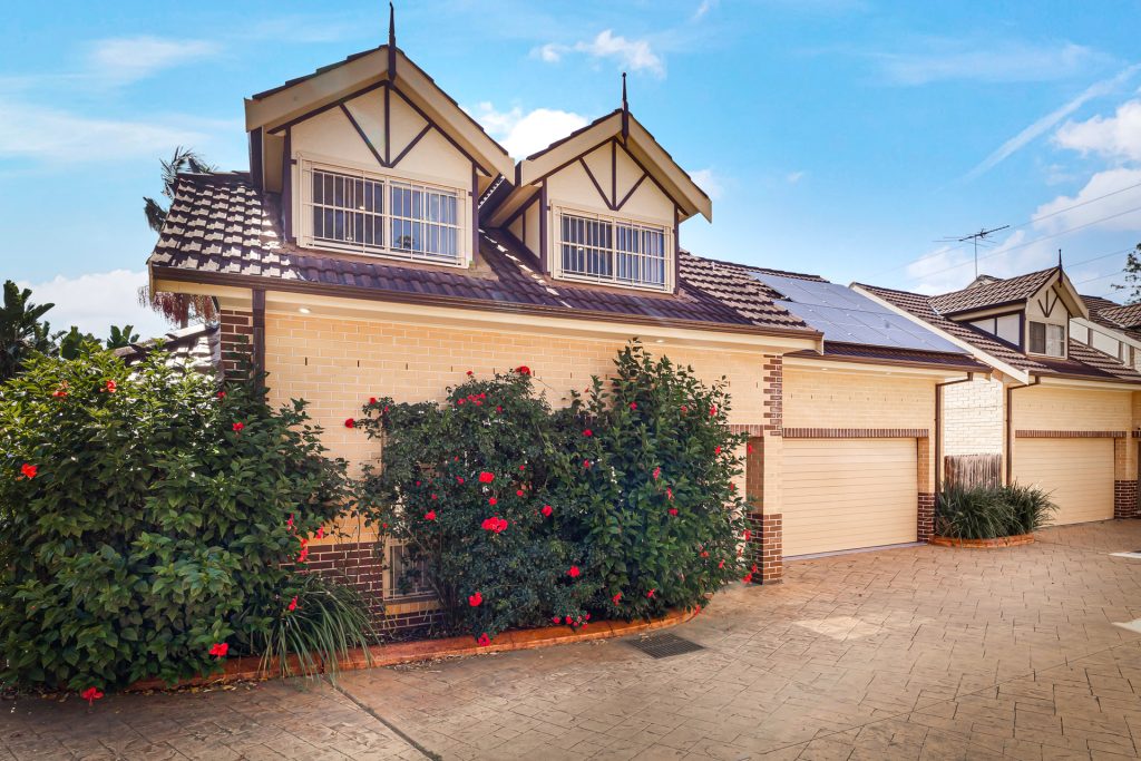 Sold - 1/9 Barlow Street - New Property in Cambridge Park - Real Estate by Tariq Jameel