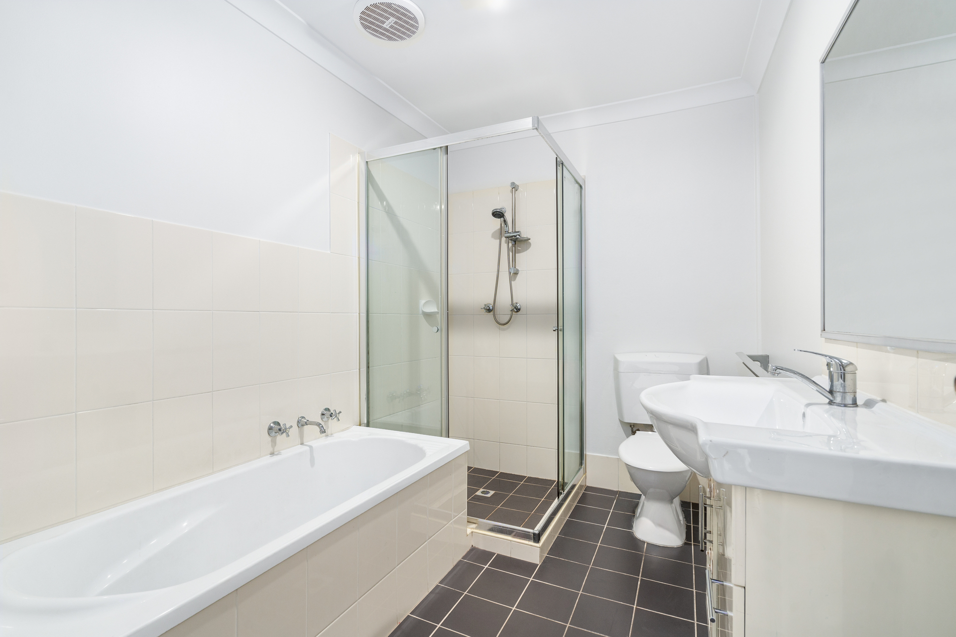 Sold - 4/10 Stanbury Place - New Property in Quakers Hill - Real Estate by Sam Radal