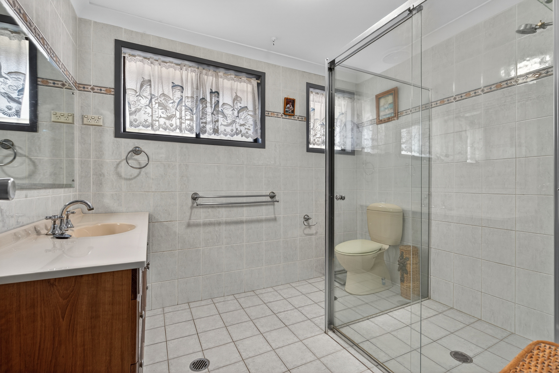 Sold - 54 Orleans Crescent - New Property in Toongabbie - Real Estate by Andrew Tour