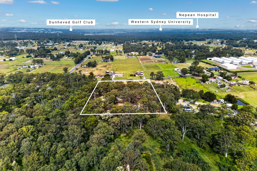 For Sale - 158 Sixth Avenue - New Property in Llandilo - Real Estate by Greg Vincent