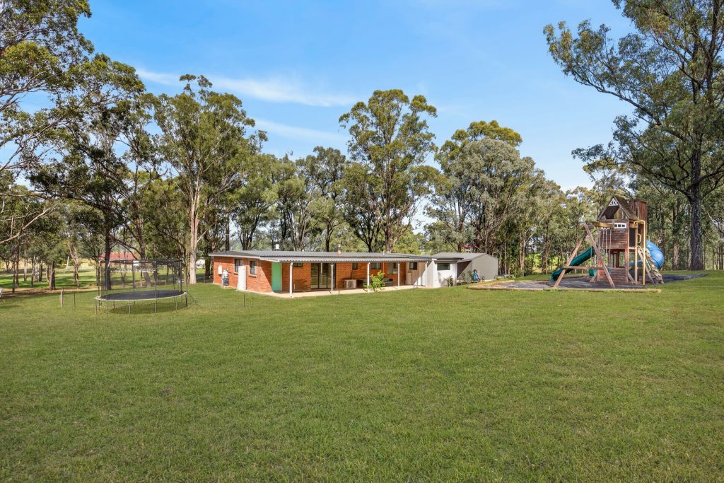For Sale - 158 Sixth Avenue - New Property in Llandilo - Real Estate by Greg Vincent