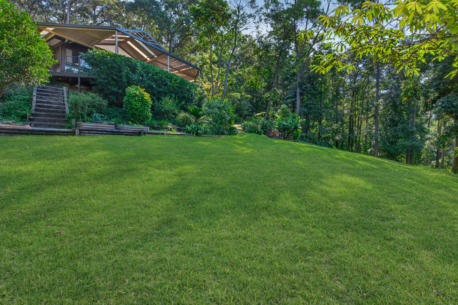 For Sale - 91 Serpentine Lane - New Property in Bowen Mountain - Real Estate by Greg Vincent