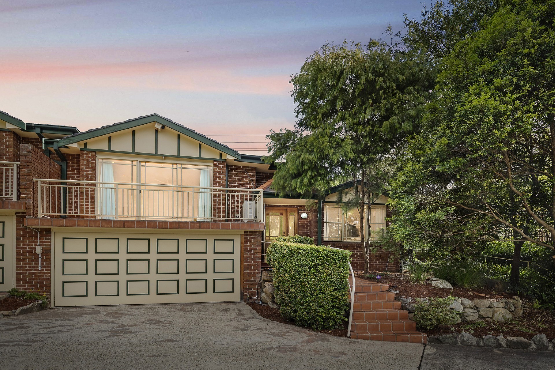 Sold - 4/25-31 Sutherland Road - New Property in Cheltenham - Real Estate by Belinda Hill