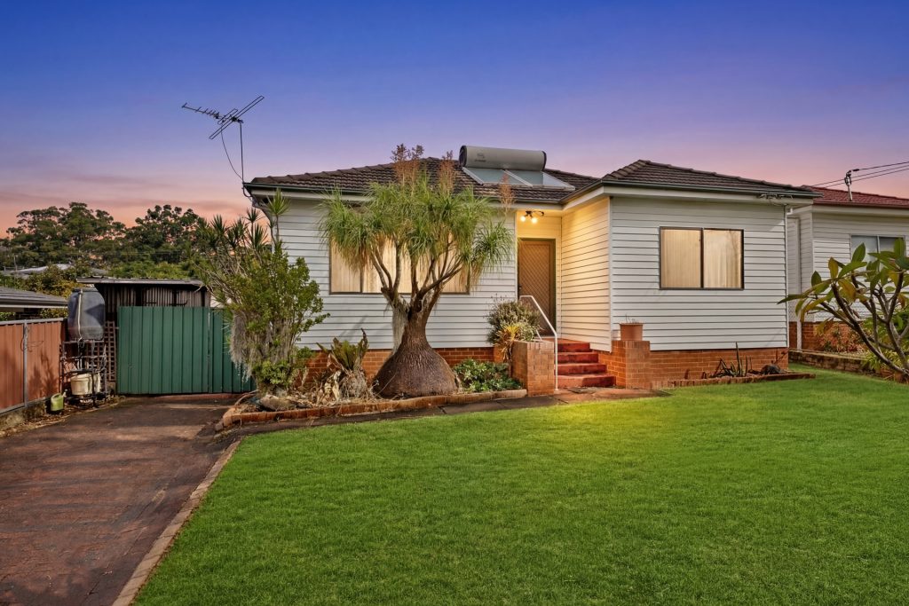 18 Orlando Crescent, Seven Hills