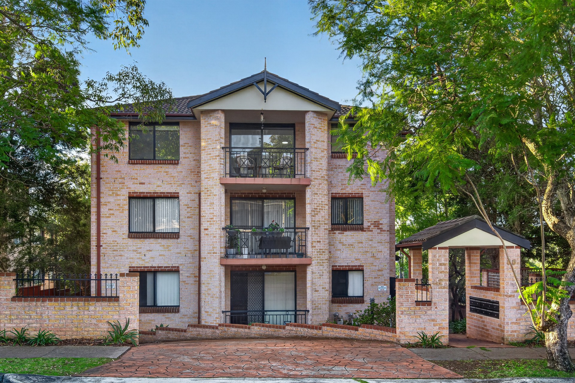 Sold - 8/55 Stapleton Street - New Property in Pendle Hill - Real Estate by Amit Nayak