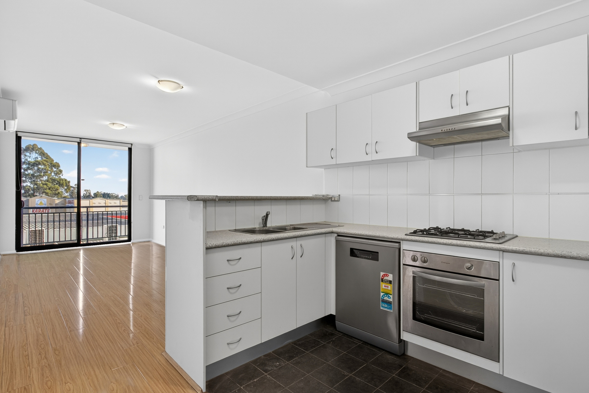 39/31 Third Avenue, Blacktown NSW 2148 - photo 3