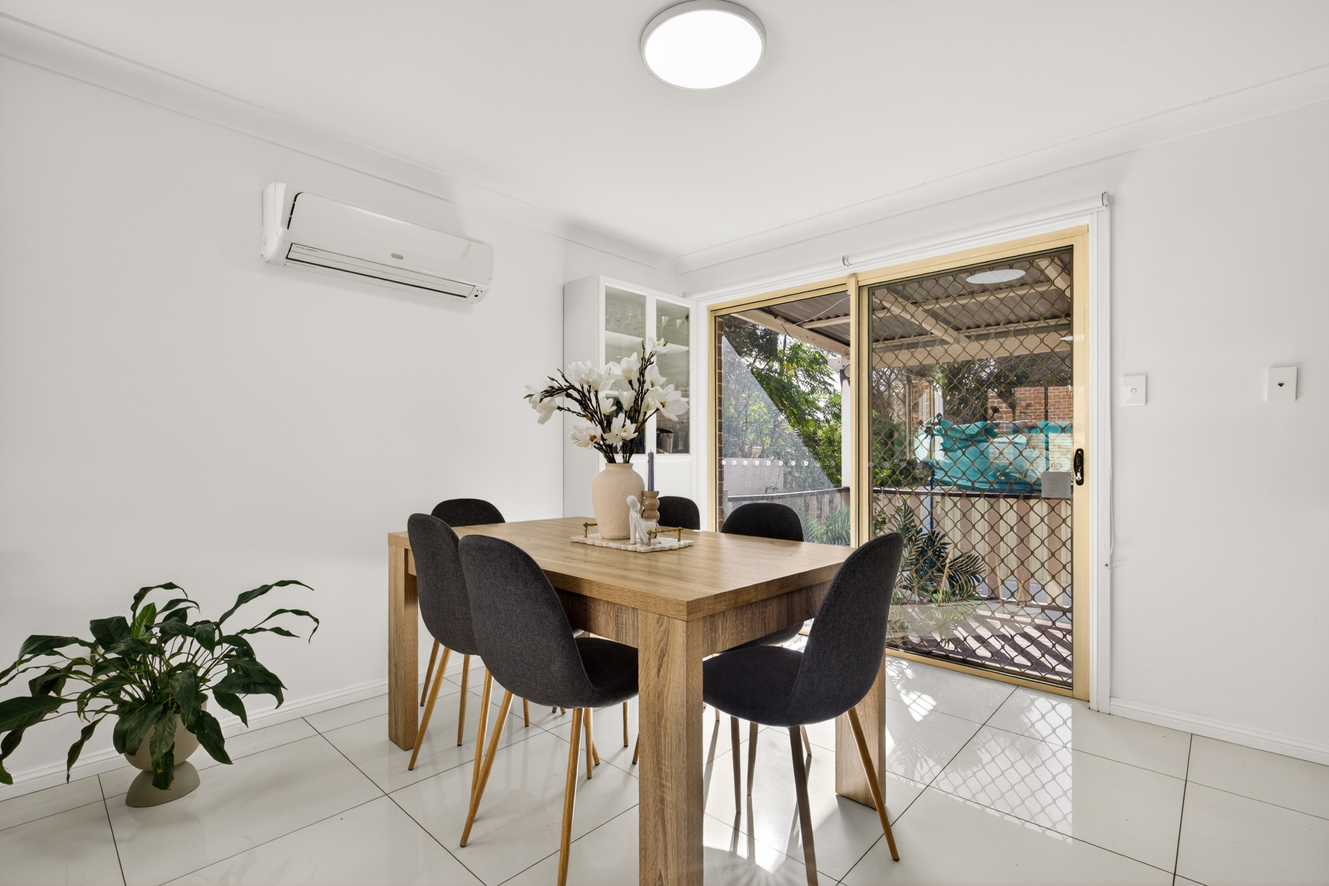 Sold - 4/14 Gilba Road - New Property in Pendle Hill - Real Estate by Amit Nayak