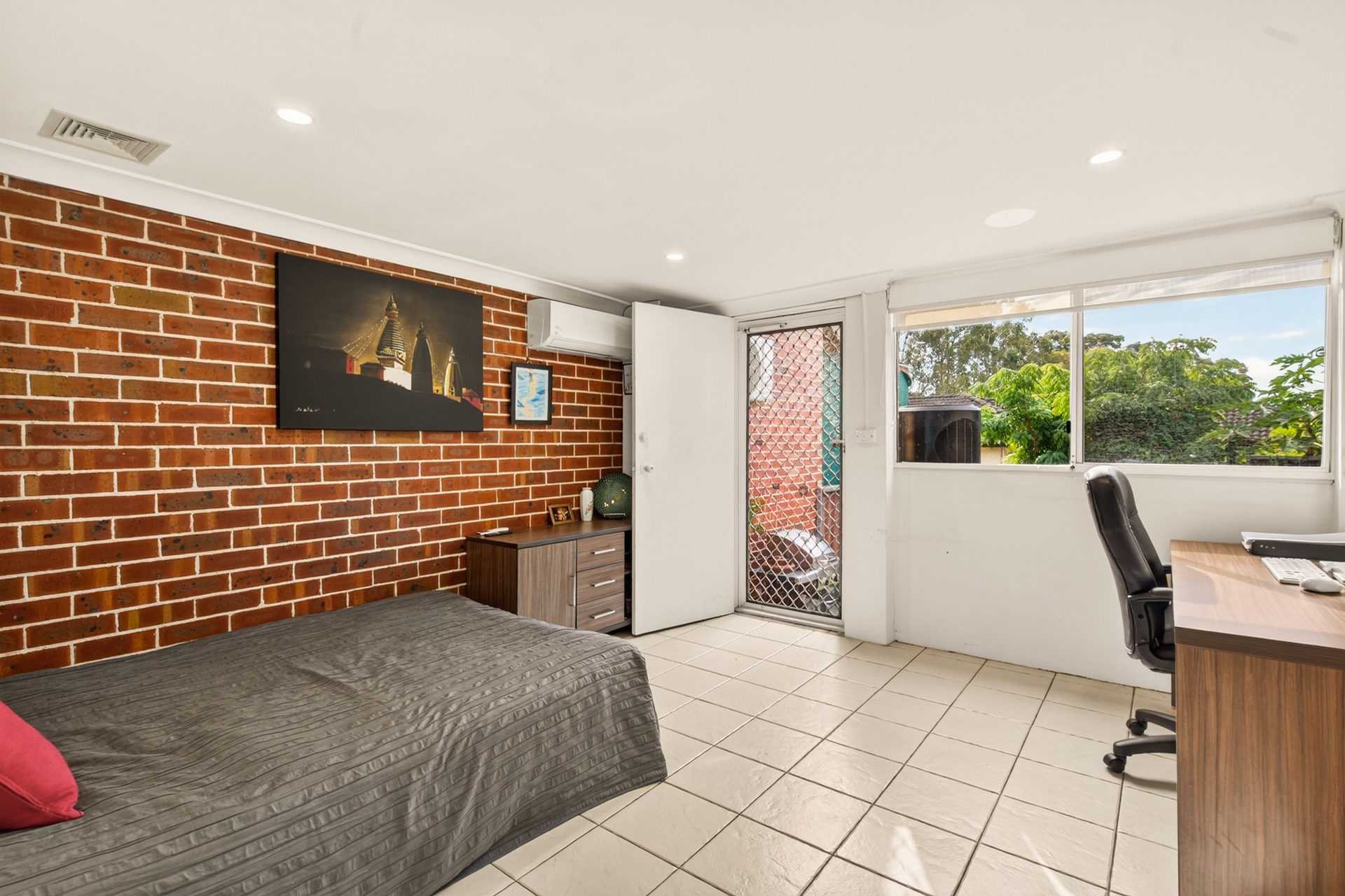 Auction - 4/40-42 Wyena Road - New Property in Pendle Hill - Real Estate by Amit Nayak