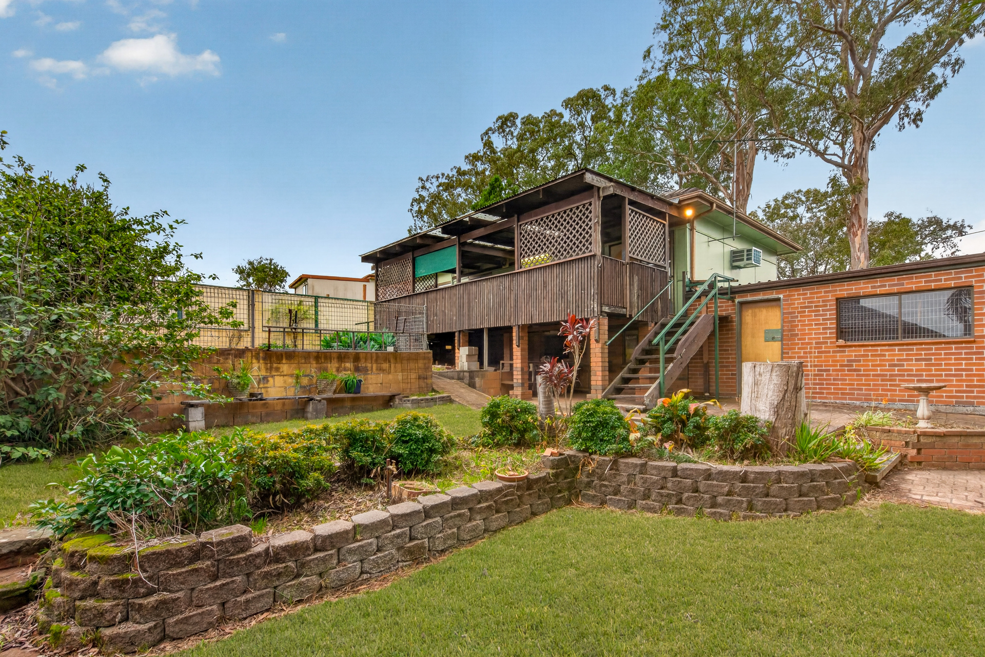 Auction - 10 Best Road - New Property in Seven Hills - Real Estate by Kim McChlery