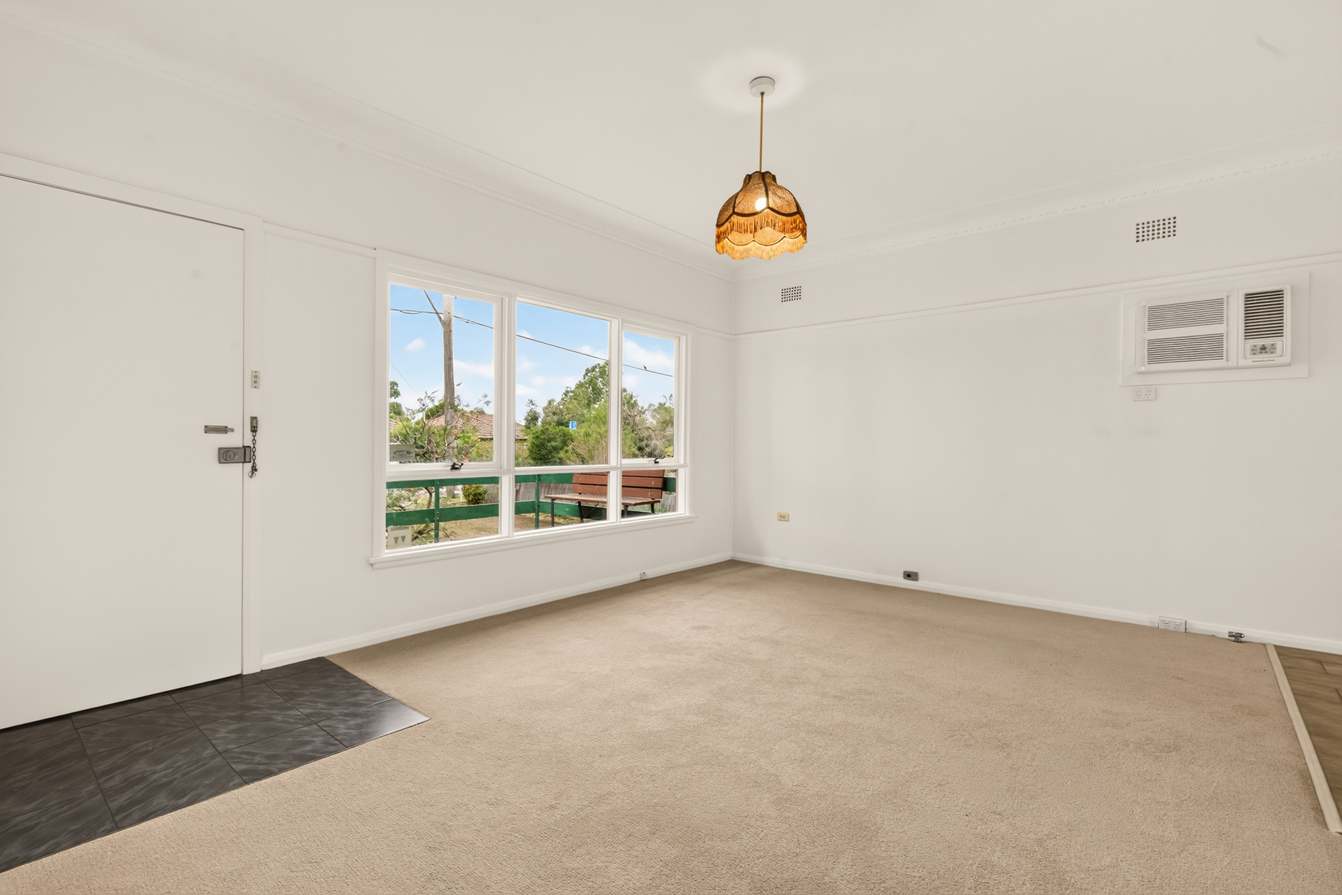Auction - 10 Best Road - New Property in Seven Hills - Real Estate by Kim McChlery