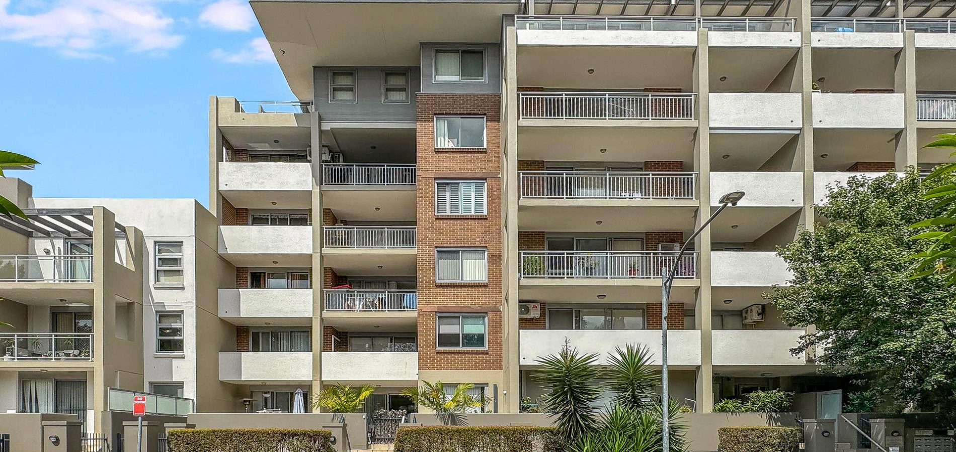 37/4 Benedict Court, Holroyd