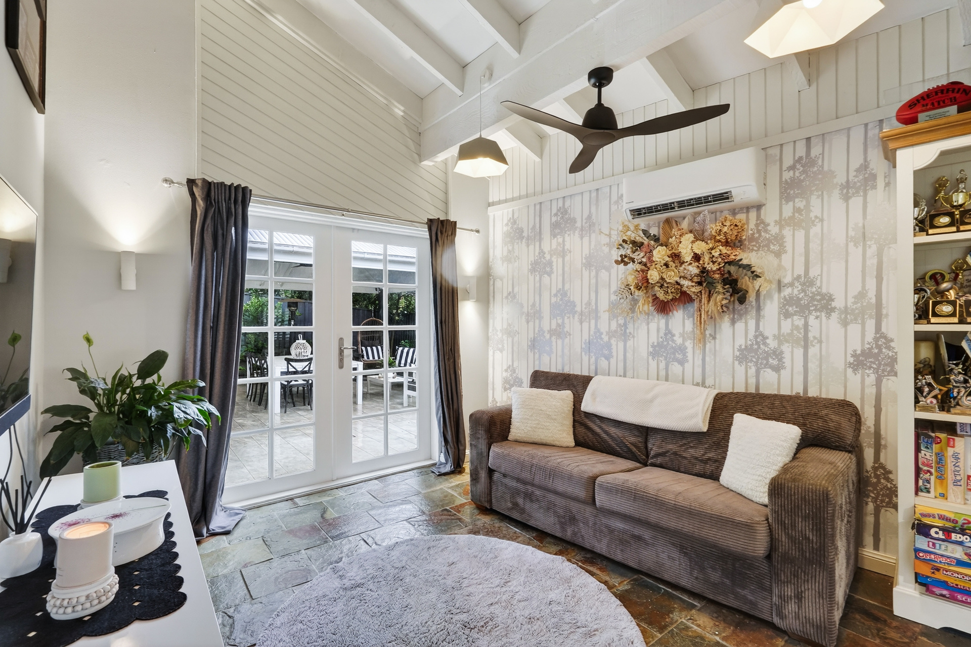 For Sale - 27 James Cook Drive - New Property in Kings Langley - Real Estate by Kim McChlery