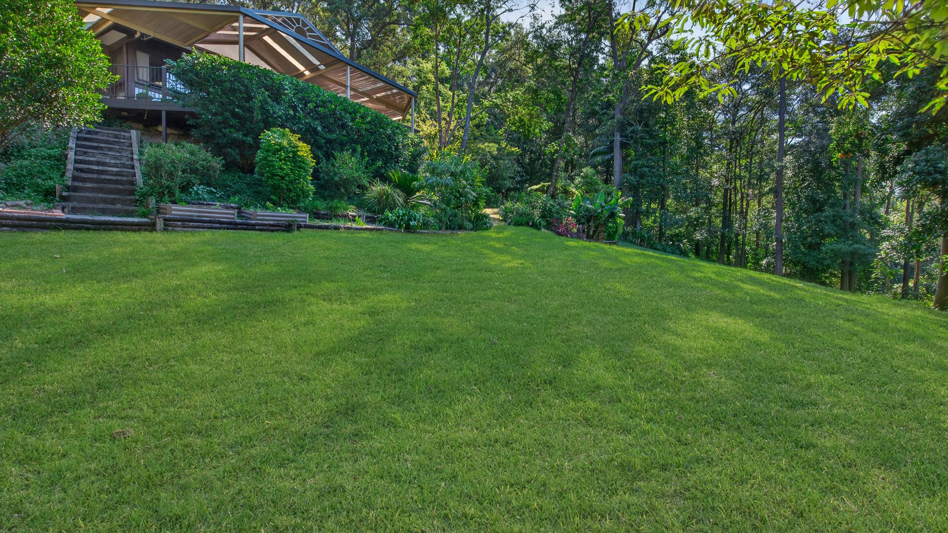 For Sale - 91 Serpentine Lane - New Property in Bowen Mountain - Real Estate by Greg Vincent