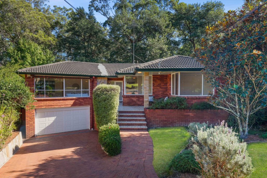 Sold - 7 Kinson Crescent - New Property in Denistone - Real Estate by David Middleton