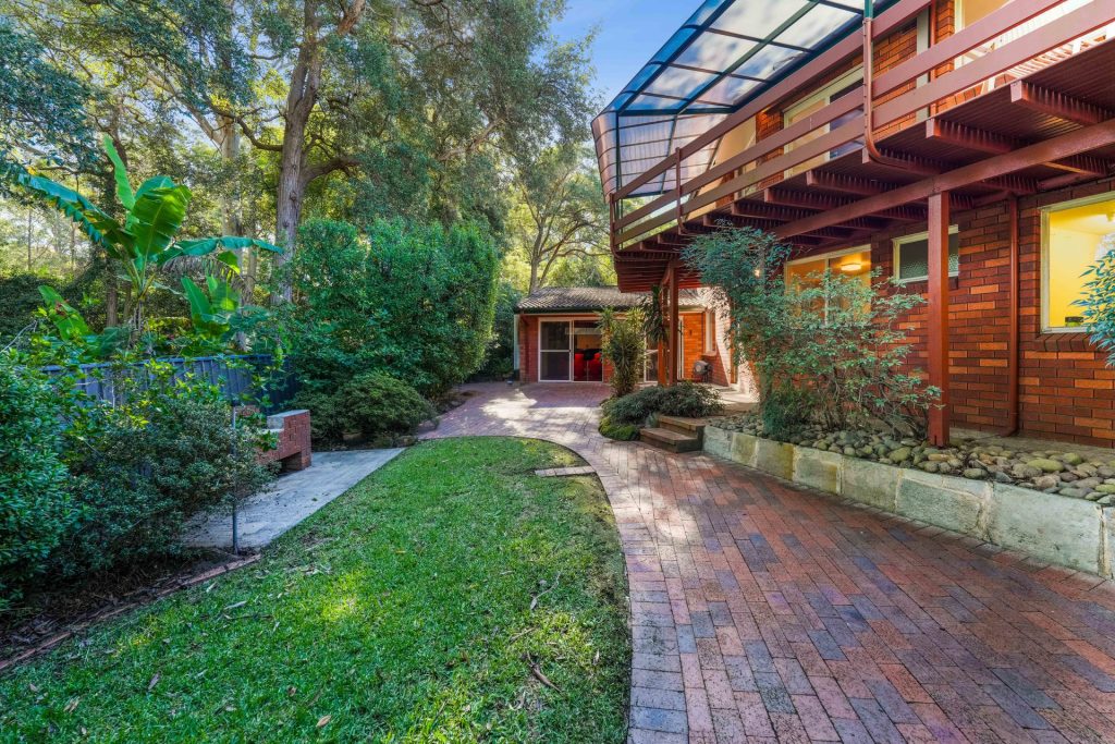 Sold - 7 Kinson Crescent - New Property in Denistone - Real Estate by David Middleton