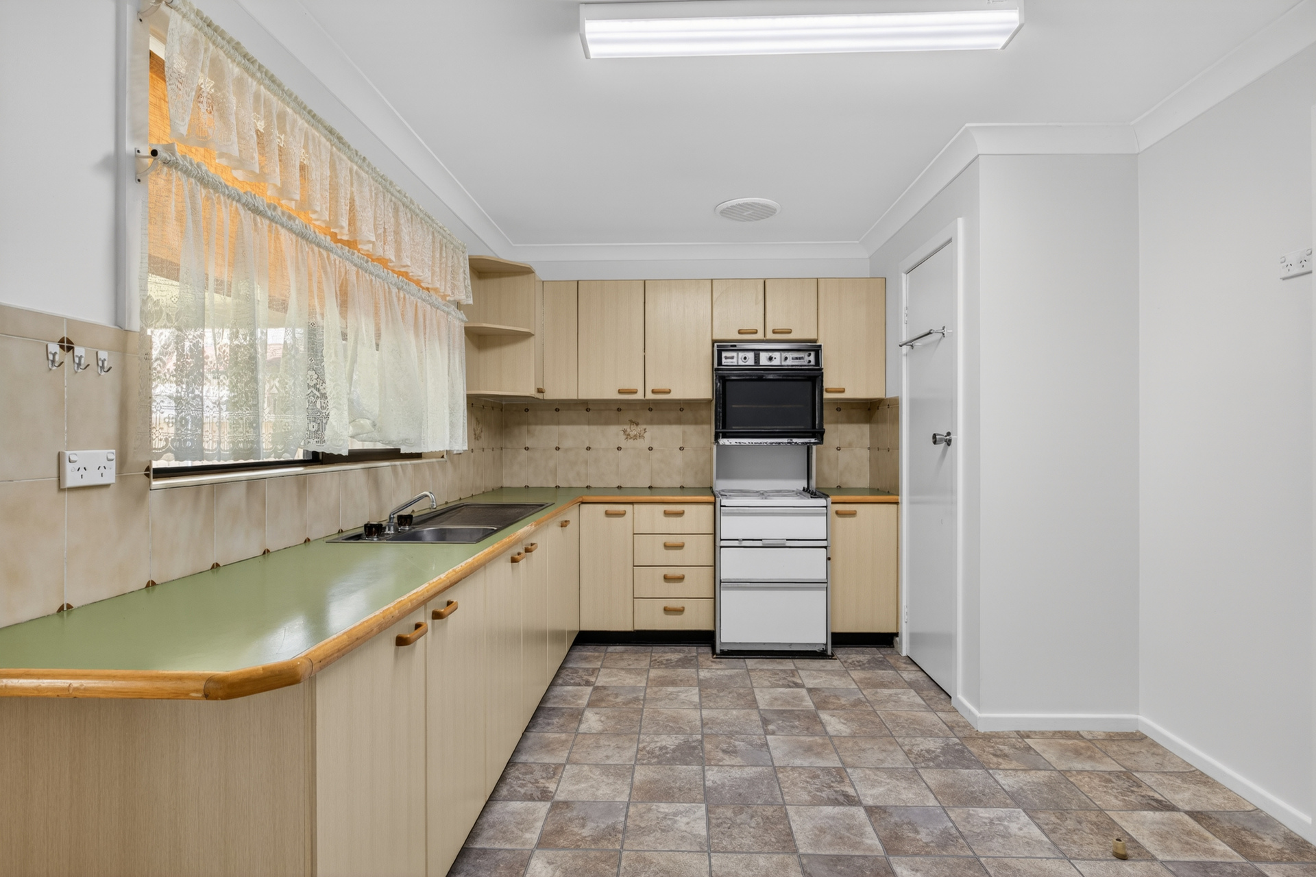 For Sale - 35 Fuller Street - New Property in Seven Hills - Real Estate by Joel Hollings