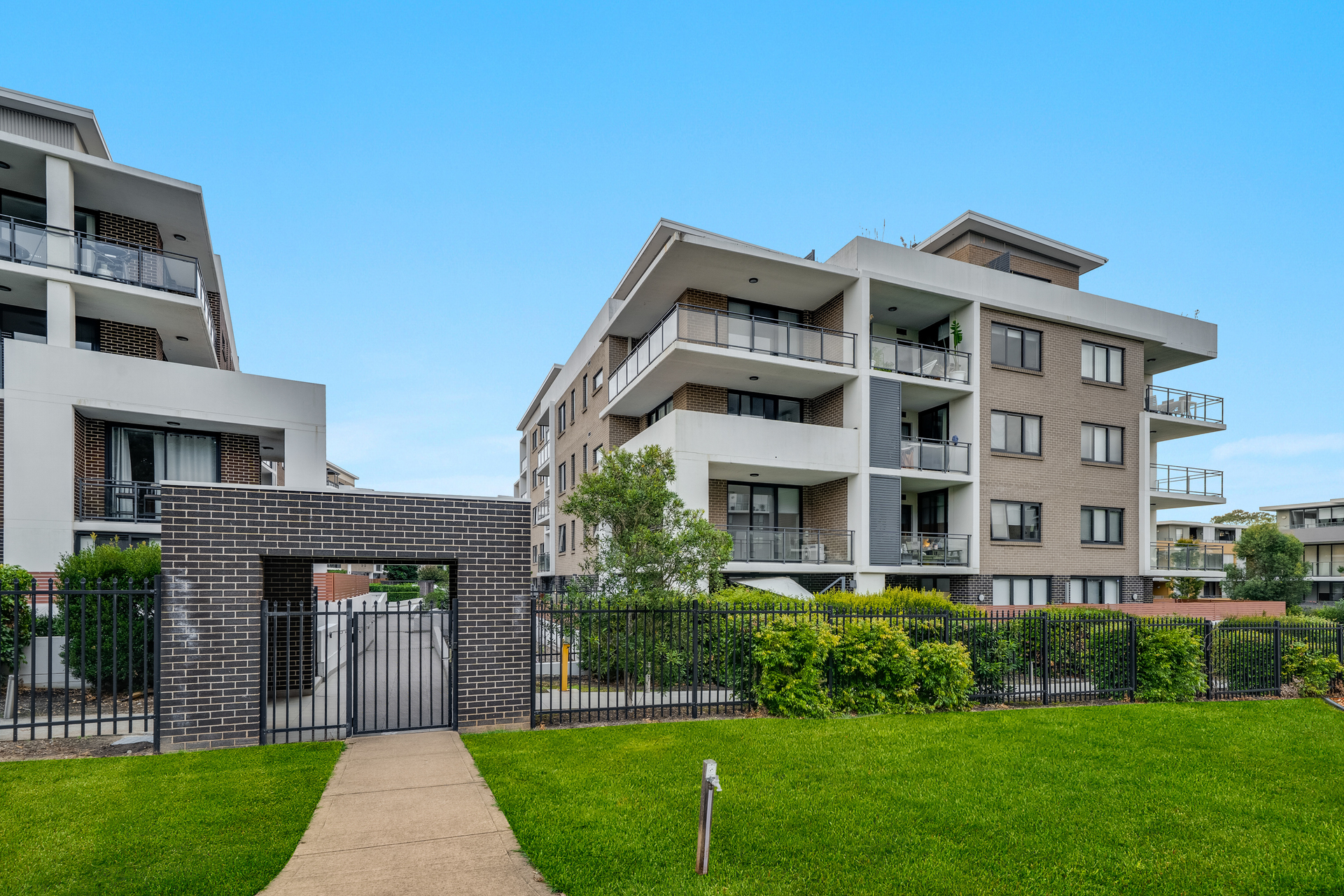 For Sale - 305/4 Gerbera Place - New Property in Kellyville - Real Estate by Daniel Sarzano