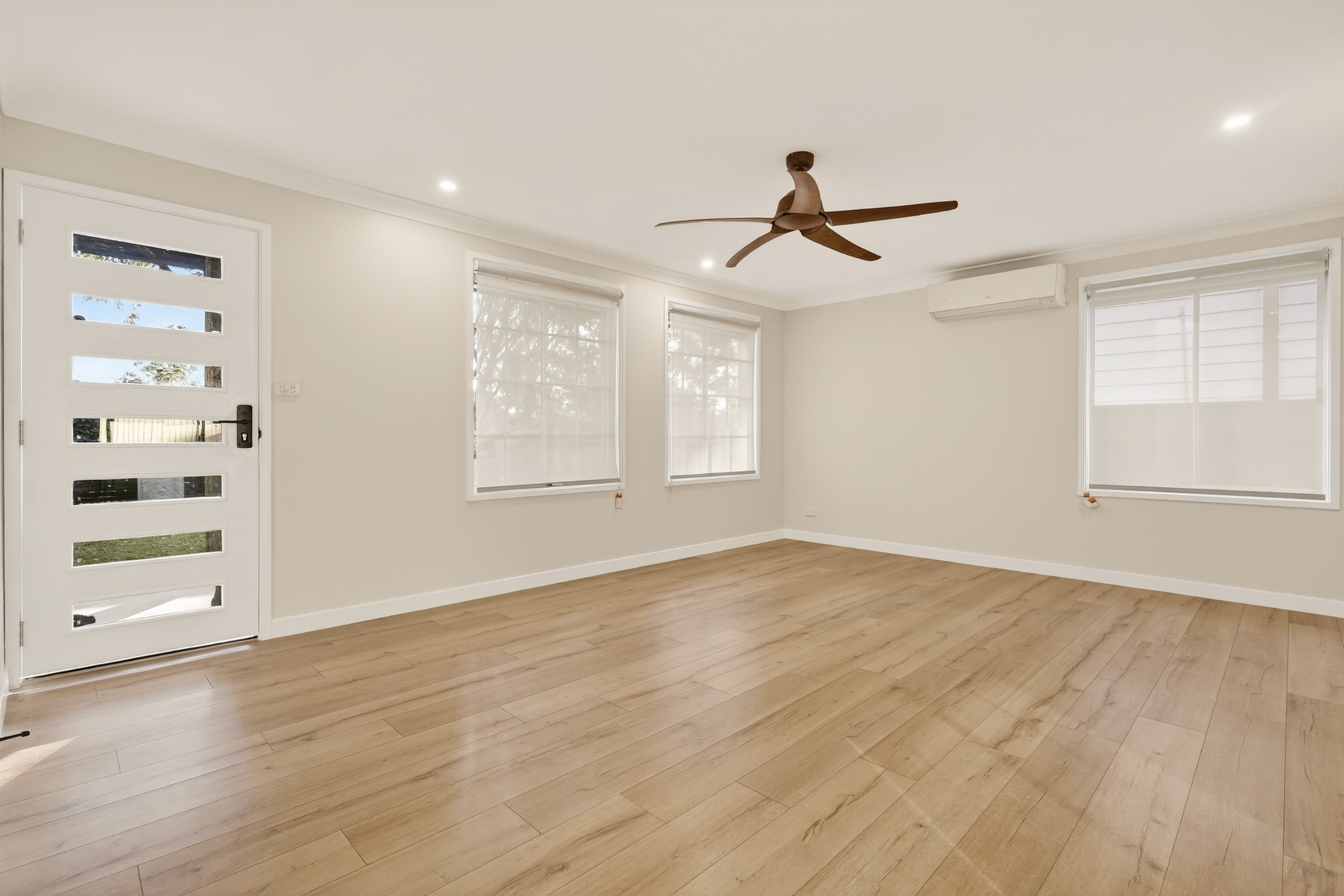 For Sale - 12 Nightingale Square - New Property in Glossodia - Real Estate by Yuri Cattaneo