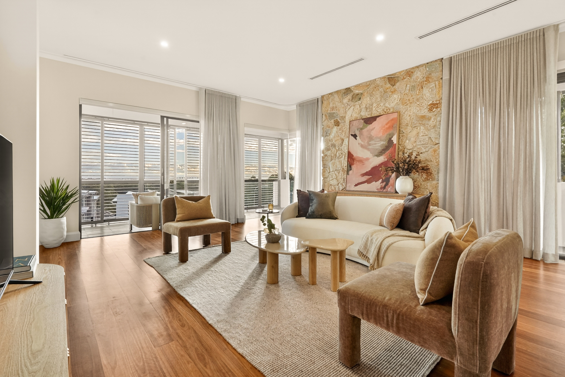 Sold - 2 Murrung Way - New Property in Castle Hill - Real Estate by Peter Pokorny