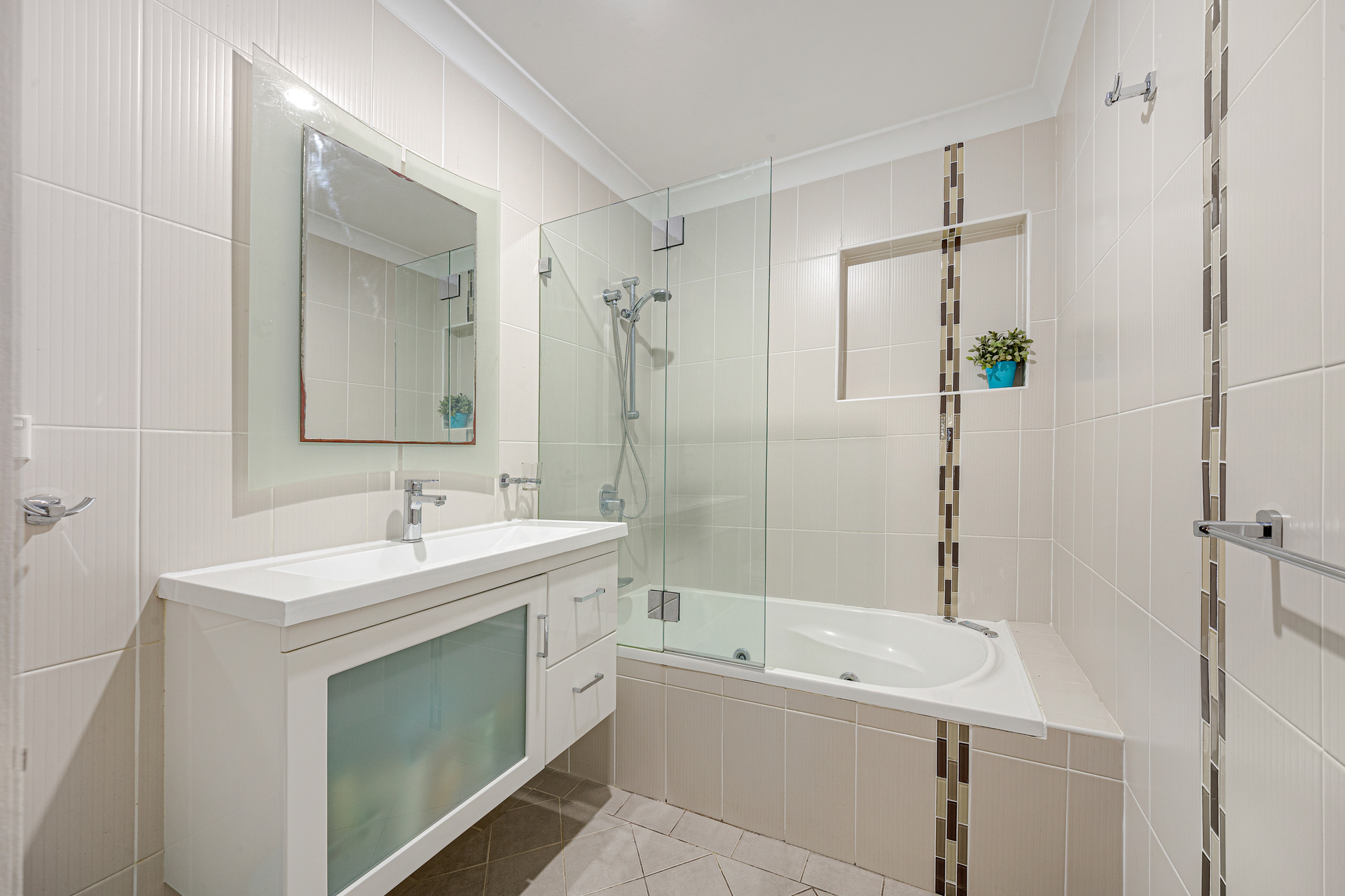 For Sale - 114 Lucretia Road - New Property in Seven Hills - Real Estate by Joel Hollings