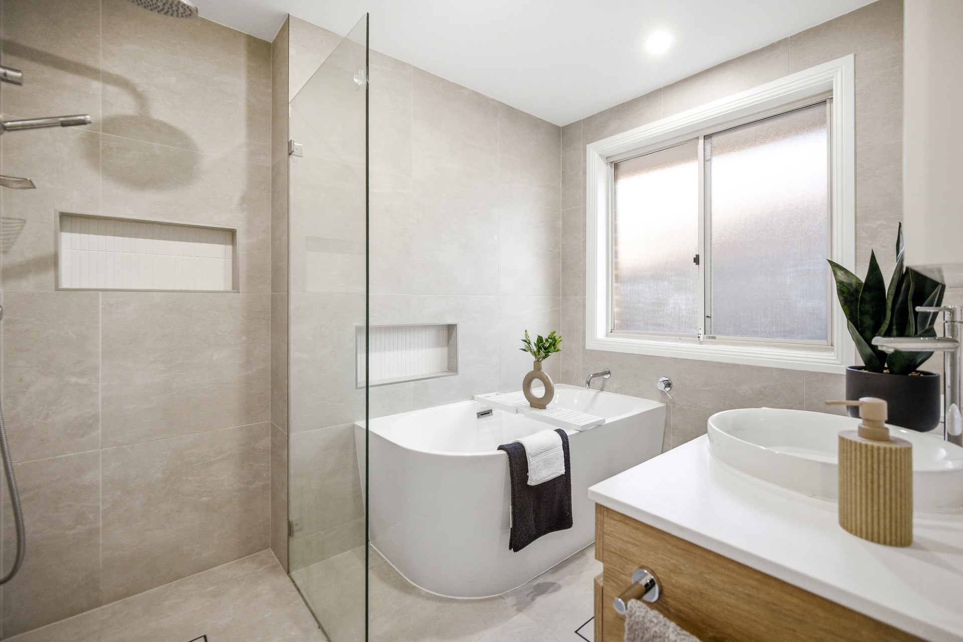 For Sale - 7 Cadman Place - New Property in Woodcroft - Real Estate by Sam Yazdi