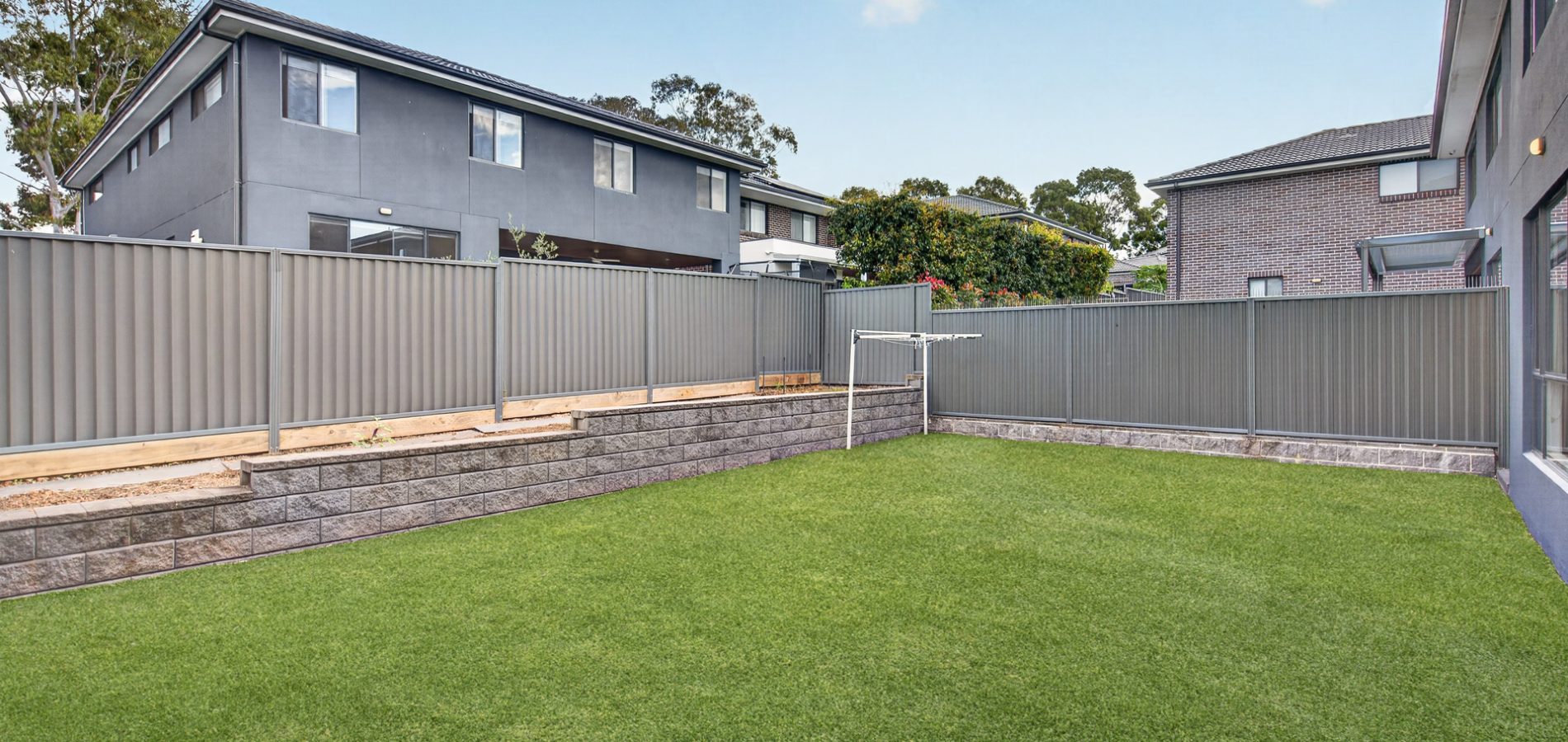 Sold - 5 Braeburn Crescent - New Property in Stanhope Gardens - Real Estate by Sam Yazdi