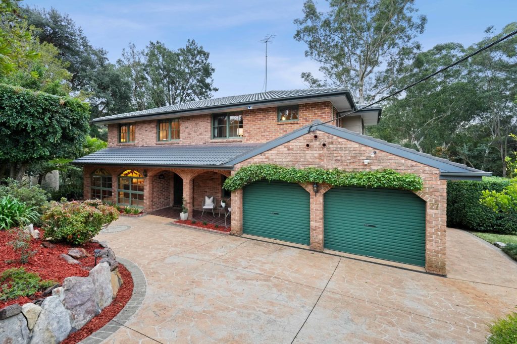 27 Knox Avenue