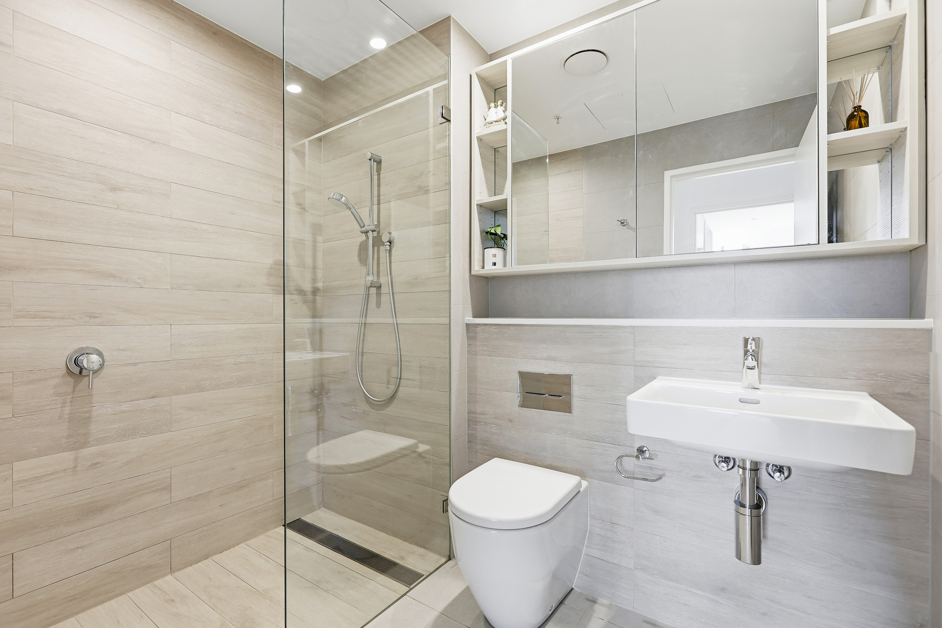 Sold - 712/11 Solent Circuit - New Property in Norwest - Real Estate by Maree McCrorie