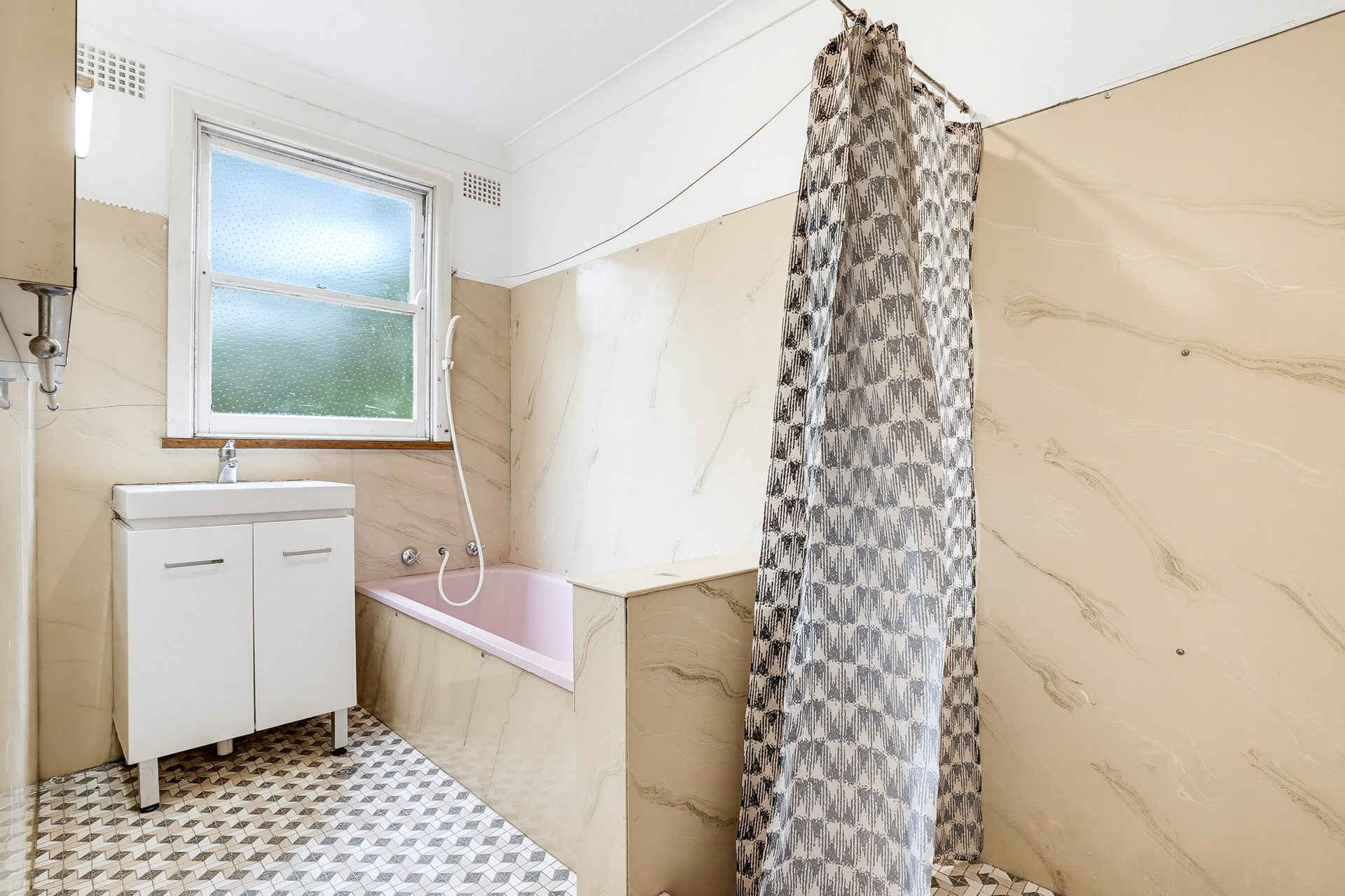 For Rent - 36 Valeria Street - New Property in Toongabbie - Real Estate by Matthew Elazzi
