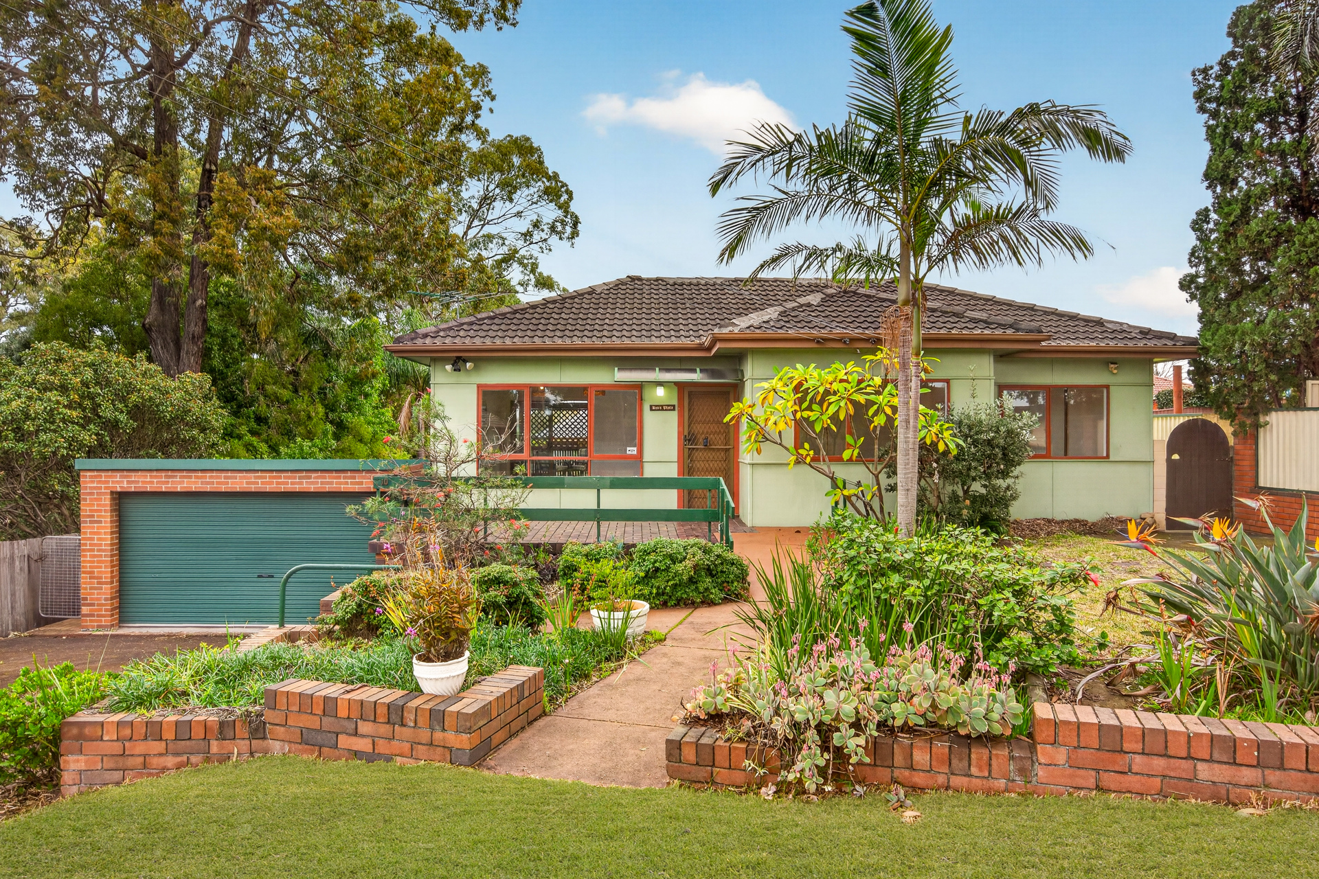 Sold - 10 Best Road - New Property in Seven Hills - Real Estate by Kim McChlery