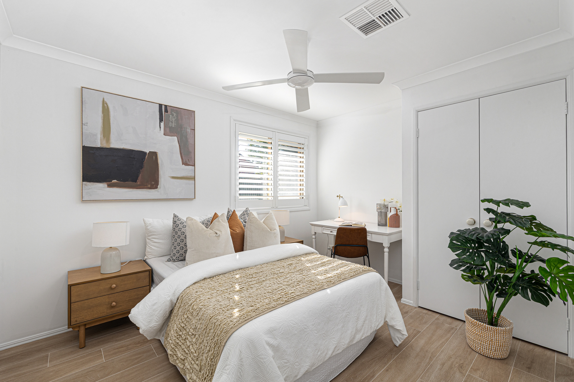 Auction - 73 Orana Avenue - New Property in Seven Hills - Real Estate by Tariq Jameel