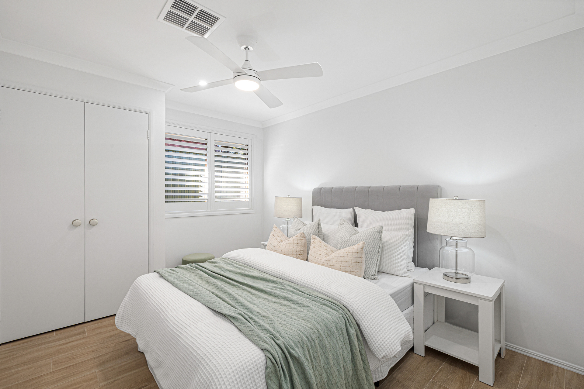Auction - 73 Orana Avenue - New Property in Seven Hills - Real Estate by Tariq Jameel