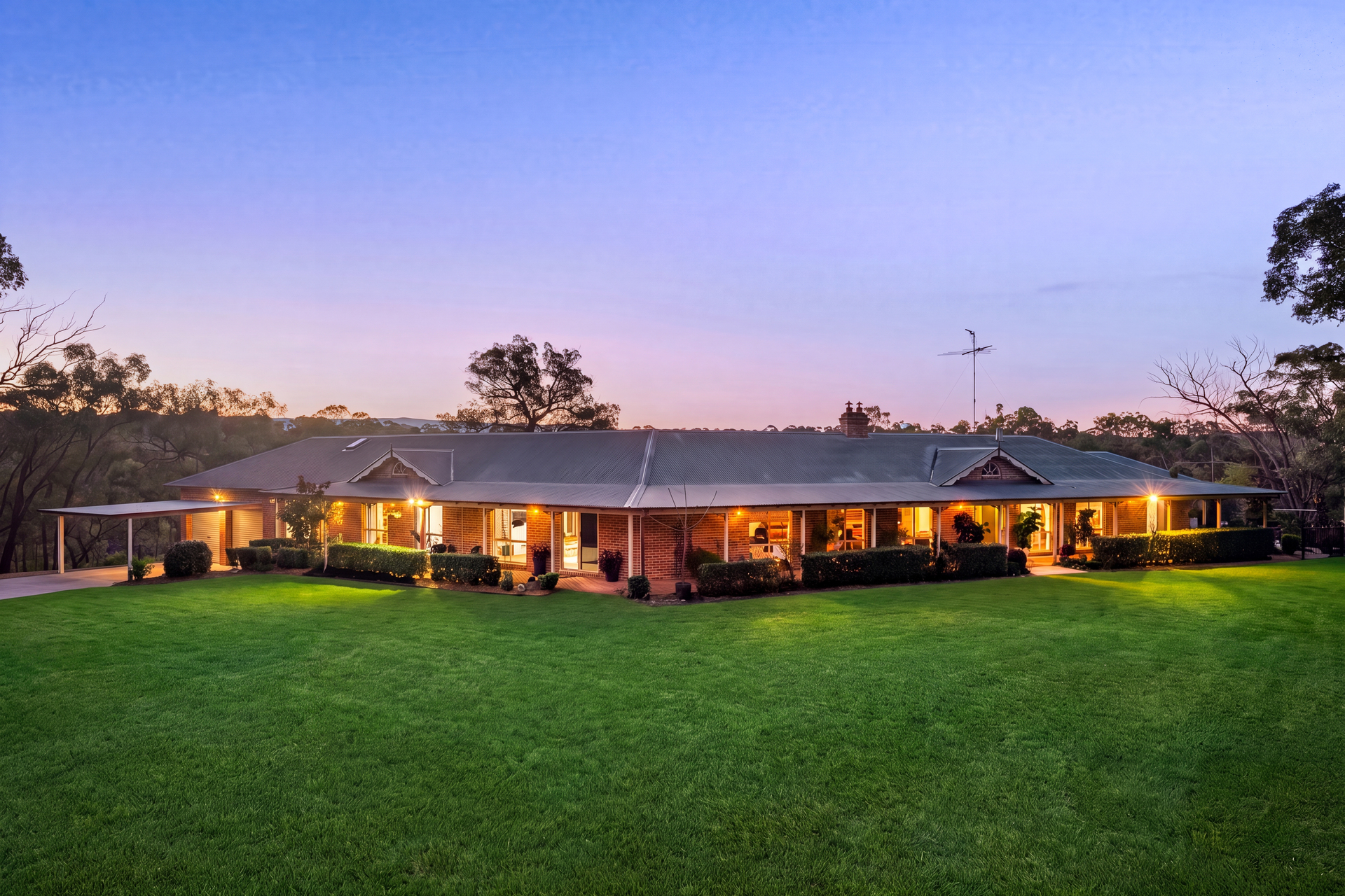 Auction - 105 Jacaranda Road - New Property in Kurrajong - Real Estate by Yuri Cattaneo