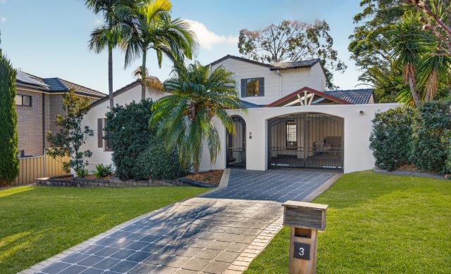 Auction - 3 Clerke Place - New Property in Kings Langley - Real Estate by Kim McChlery