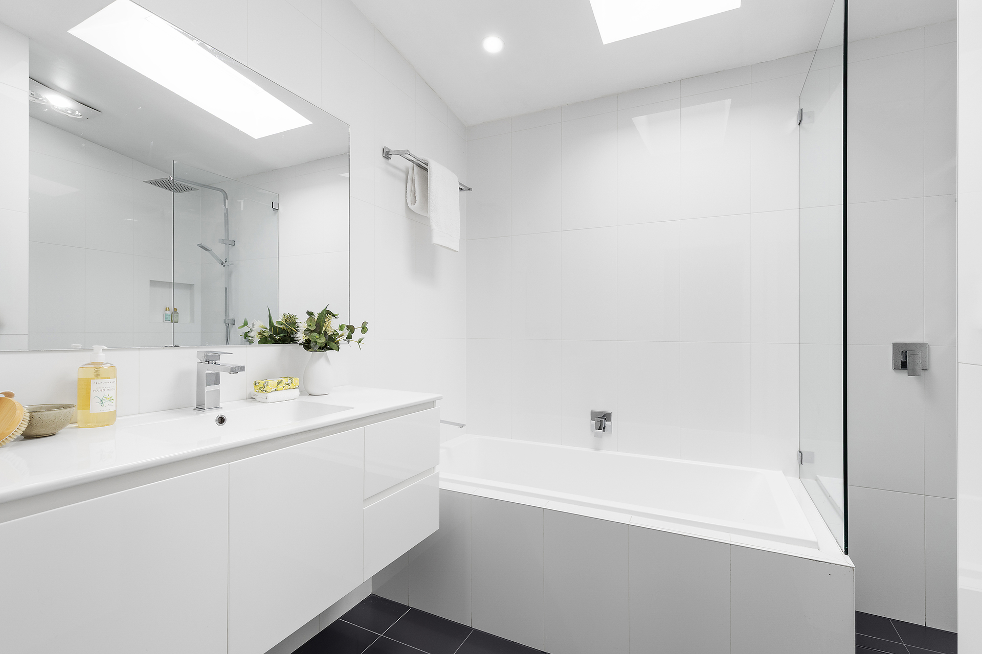 Auction - 2A Austral Avenue - New Property in Beecroft - Real Estate by Belinda Hill