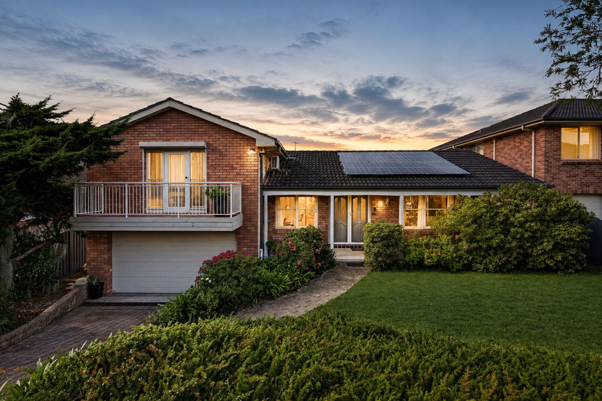 Auction - 155 Park Road - New Property in Dundas - Real Estate by Stephen Mina