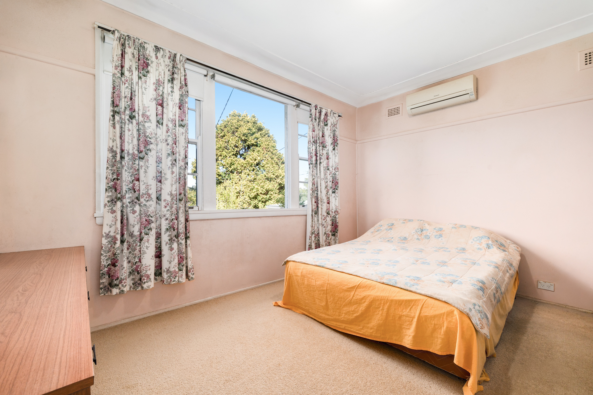 Auction - 2 Hillcrest Avenue - New Property in Epping - Real Estate by Teena Vaughan