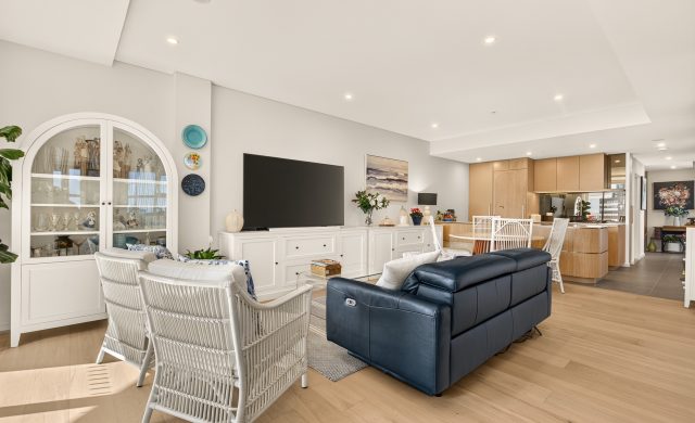 Auction - 1107/8 Garthowen Crescent - New Property in Castle Hill - Real Estate by Peter Pokorny