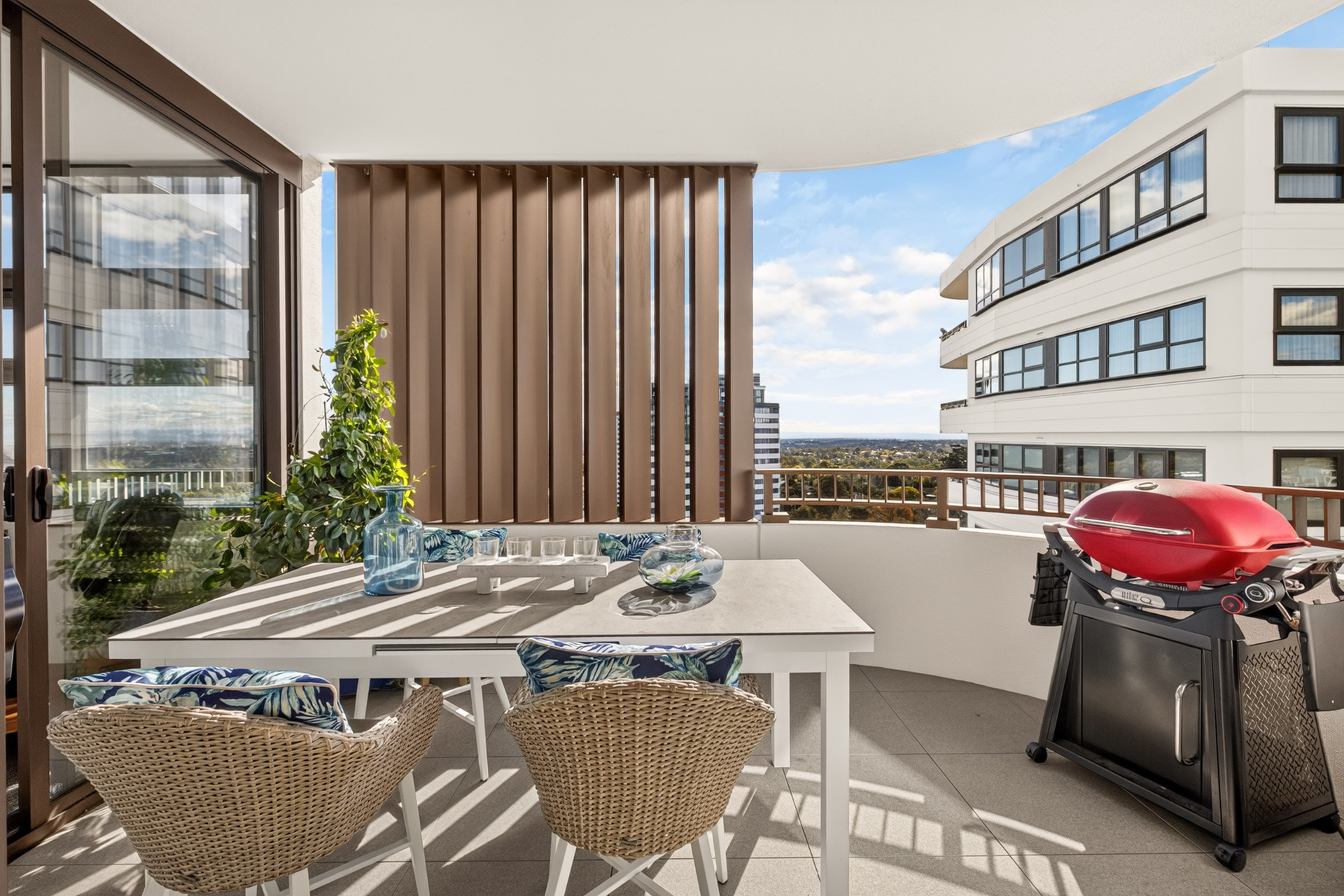 Auction - 1107/8 Garthowen Crescent - New Property in Castle Hill - Real Estate by Peter Pokorny