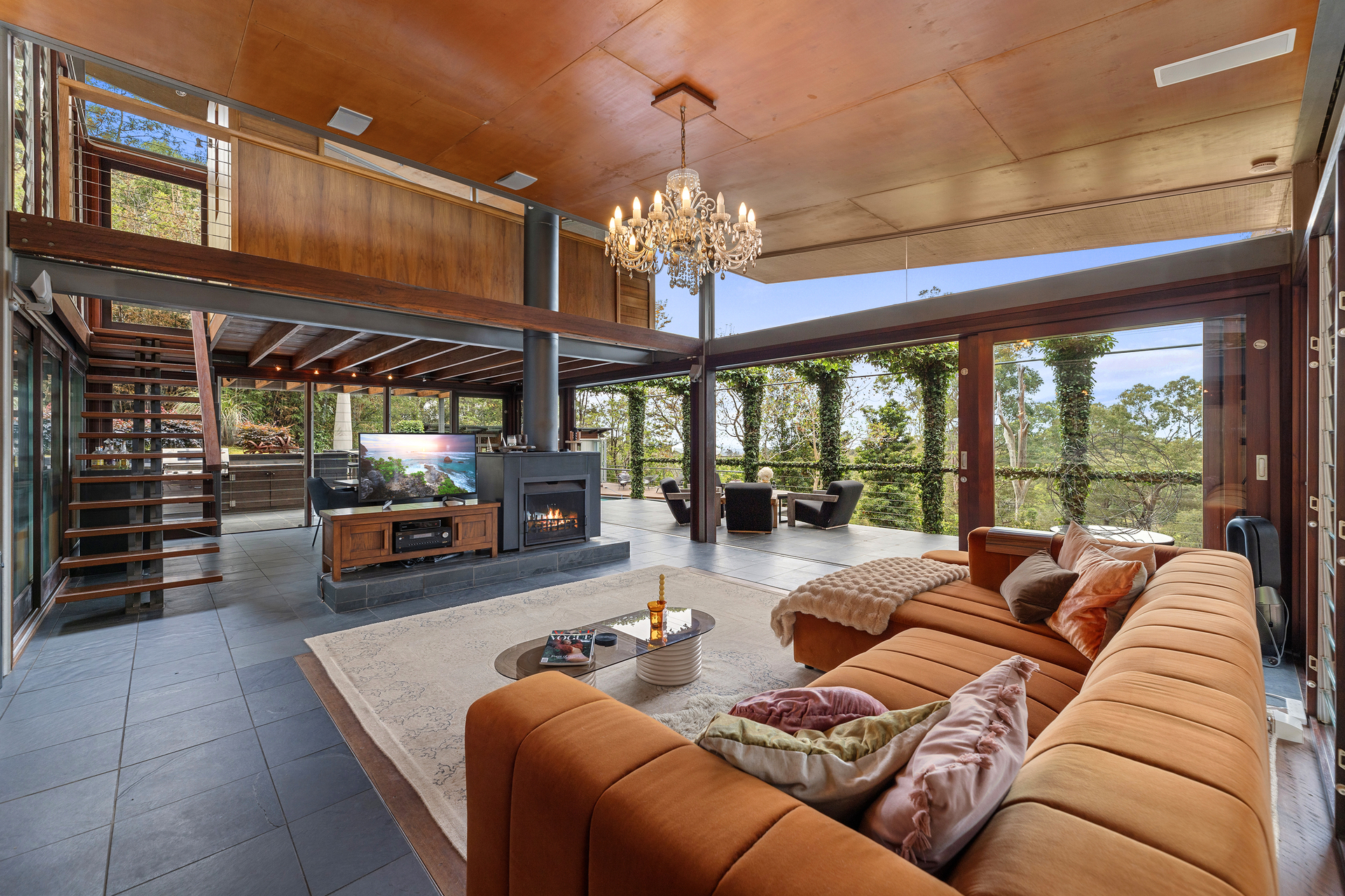 For Sale - 83 Serpentine Lane - New Property in Bowen Mountain - Real Estate by Greg Vincent