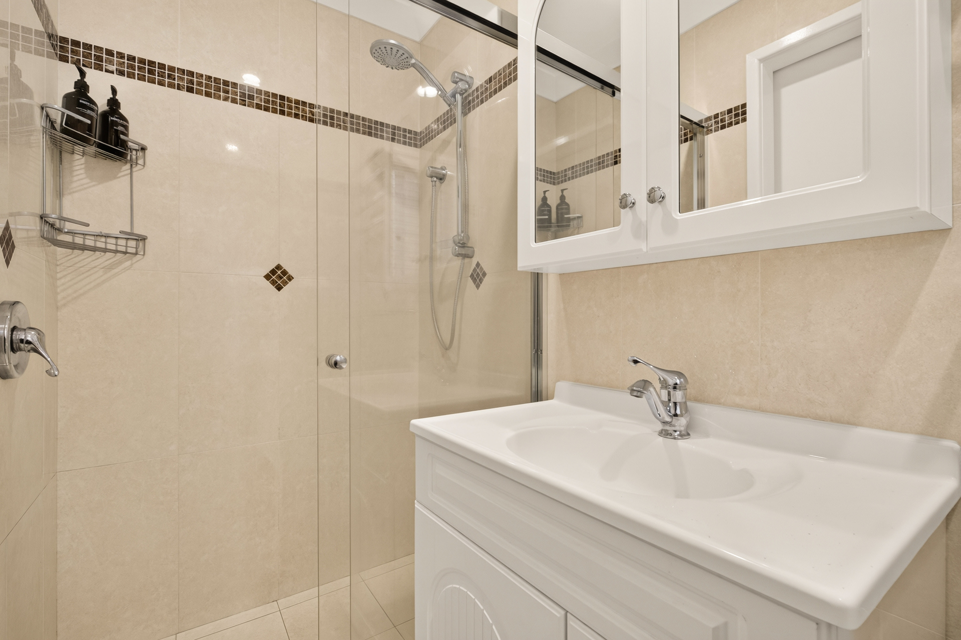Auction - 57 Aldgate Street - New Property in Prospect - Real Estate by Monique Layoun
