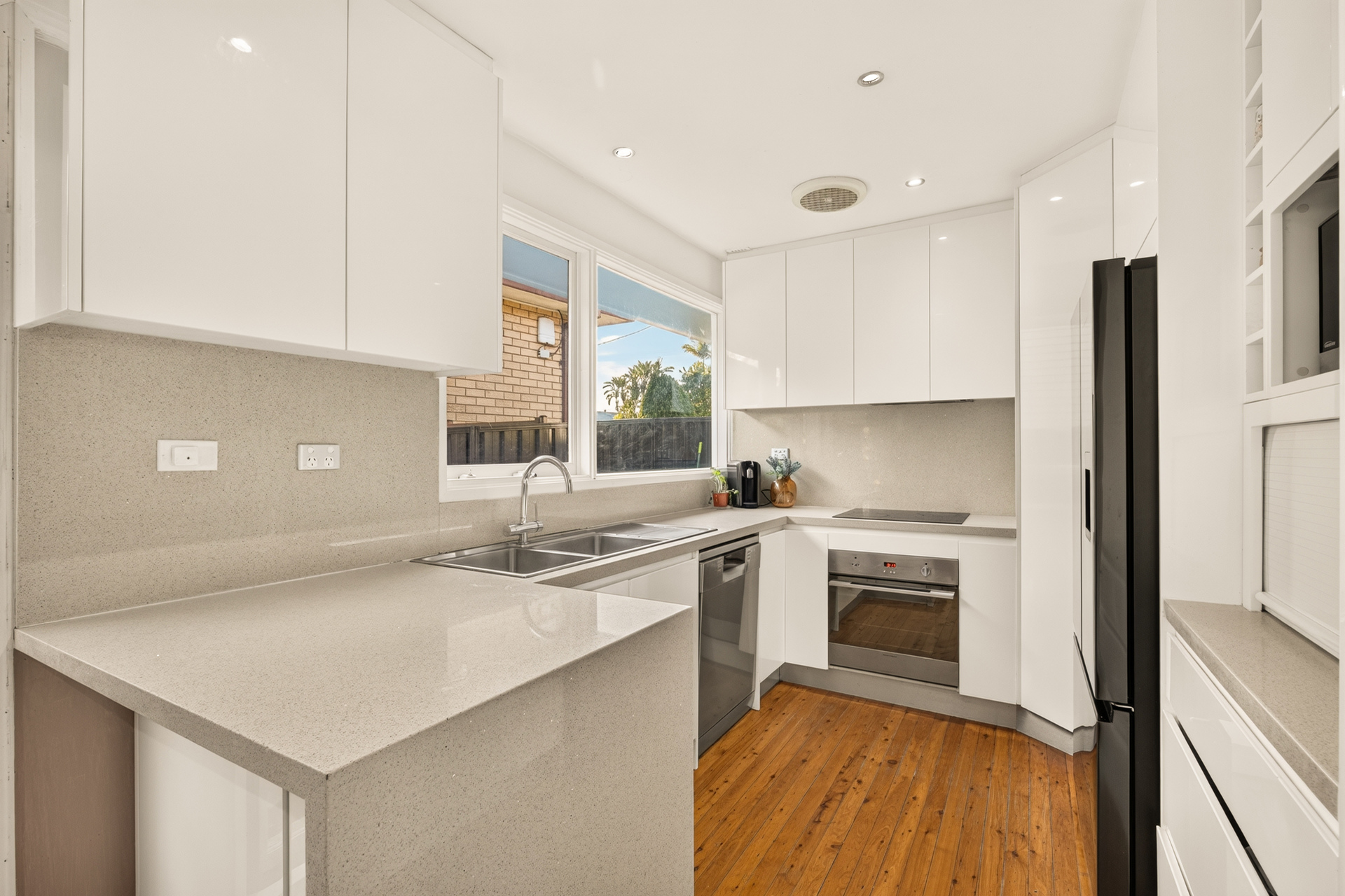 Auction - 30 Limpopo Crescent - New Property in Seven Hills - Real Estate by Monique Layoun