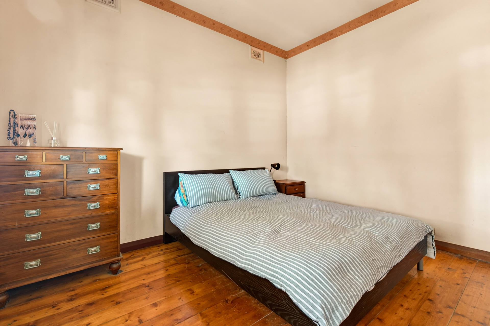 Auction - 3 O'Neill Street - New Property in Granville - Real Estate by Sam Dehaiby