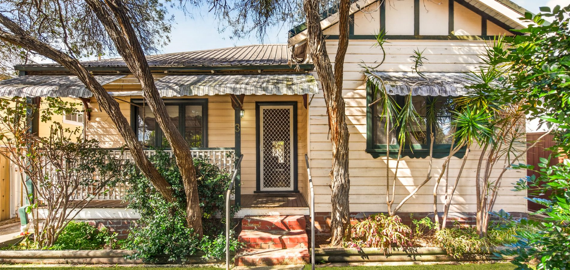 Auction - 3 O'Neill Street - New Property in Granville - Real Estate by Sam Dehaiby