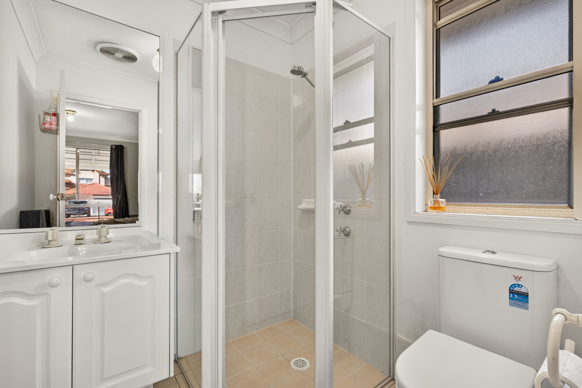For Sale - 7 Mindona Way - New Property in Woodcroft - Real Estate by Sam Yazdi